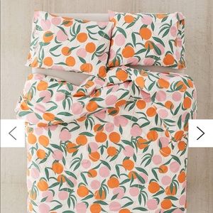 Urban Outfitters Peaches Duvet Set